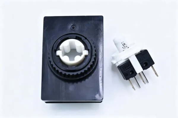 VLT-TN-H 33.9x51.5mm Rectangular Illuminated Push Button